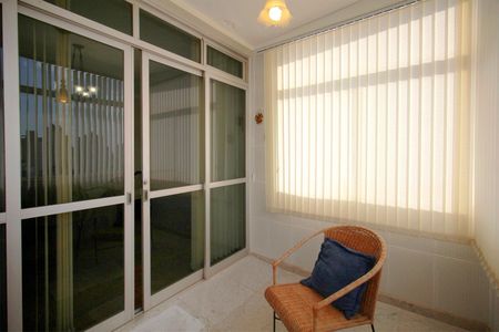 Apartamento para alugar com 205m², 4 quartos e 1 vagaVaranda