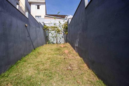 Casa para alugar com 130m², 2 quartos e 2 vagasQuintal