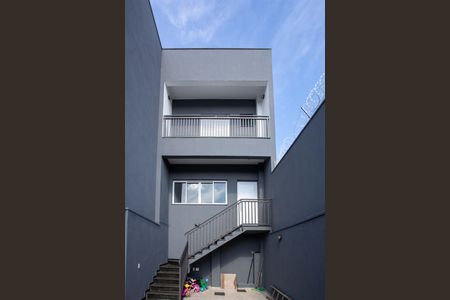 Casa para alugar com 130m², 2 quartos e 2 vagasFachada