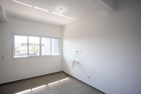 Casa para alugar com 130m², 2 quartos e 2 vagasSala