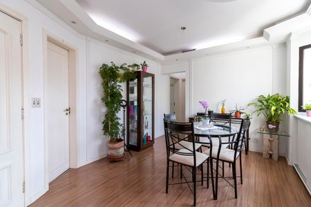 Apartamento à venda com 131m², 3 quartos e 2 vagas Apartamento à venda com 131m², 3 quartos e 2 vagasSala de Jantar