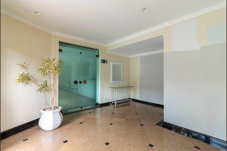 Apartamento à venda com 131m², 3 quartos e 2 vagas Apartamento à venda com 131m², 3 quartos e 2 vagasHall Social