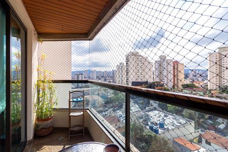 Apartamento à venda com 131m², 3 quartos e 2 vagas Apartamento à venda com 131m², 3 quartos e 2 vagasVaranda da Sala