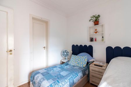 Apartamento à venda com 131m², 3 quartos e 2 vagas Apartamento à venda com 131m², 3 quartos e 2 vagasSuíte 1