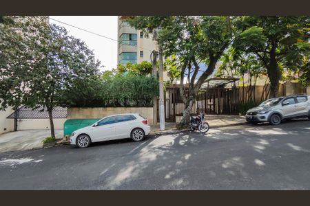 Apartamento à venda com 131m², 3 quartos e 2 vagas Apartamento à venda com 131m², 3 quartos e 2 vagasFachada do Prédio