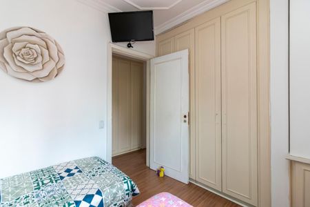 Apartamento à venda com 131m², 3 quartos e 2 vagas Apartamento à venda com 131m², 3 quartos e 2 vagasSuíte 3