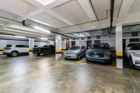 Apartamento à venda com 131m², 3 quartos e 2 vagas Apartamento à venda com 131m², 3 quartos e 2 vagasGaragem