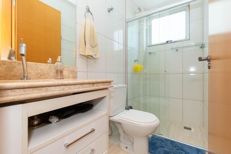 Apartamento à venda com 123m², 4 quartos e 3 vagas Apartamento à venda com 123m², 4 quartos e 3 vagasBANHEIRO2