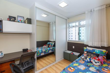 Apartamento à venda com 123m², 4 quartos e 3 vagas Apartamento à venda com 123m², 4 quartos e 3 vagasQUARTO2