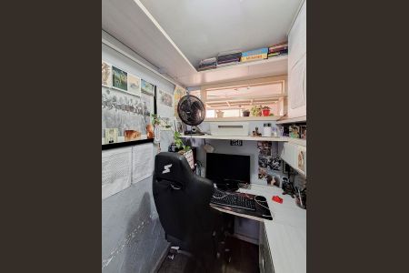 Apartamento à venda com 83m², 3 quartos e 2 vagas Apartamento à venda com 83m², 3 quartos e 2 vagasEscritório