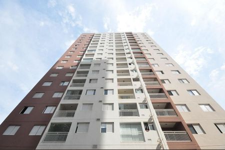 Apartamento para alugar com 57m², 2 quartos e 1 vagaFachada