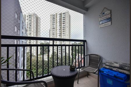 Apartamento para alugar com 57m², 2 quartos e 1 vagaVaranda