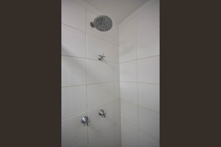 Apartamento para alugar com 57m², 2 quartos e 1 vagaChuveiro do Banheiro