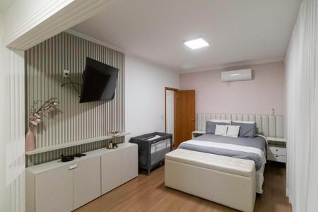 Casa à venda com 321m², 4 quartos e 4 vagas Casa à venda com 321m², 4 quartos e 4 vagasSuíte