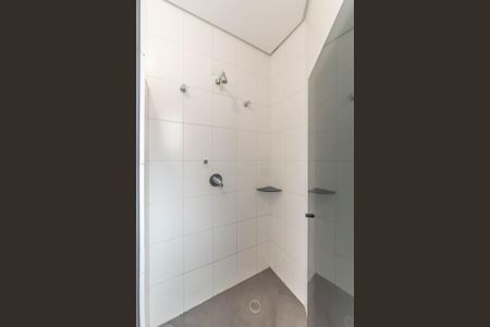 Casa à venda com 350m², 3 quartos e 4 vagasBanheiro da Suíte 2