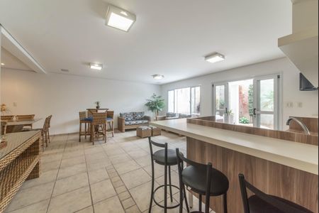 Casa à venda com 350m², 3 quartos e 4 vagasÁrea comum - Salão de festas