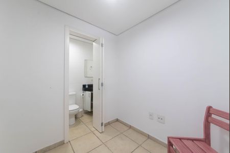Casa à venda com 350m², 3 quartos e 4 vagasQuarto de Serviço