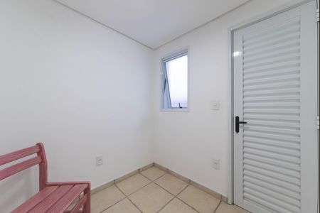 Casa à venda com 350m², 3 quartos e 4 vagasQuarto de Serviço
