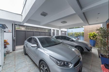 Casa à venda com 350m², 3 quartos e 4 vagasGaragem