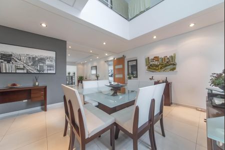 Casa à venda com 350m², 3 quartos e 4 vagasSala de Jantar