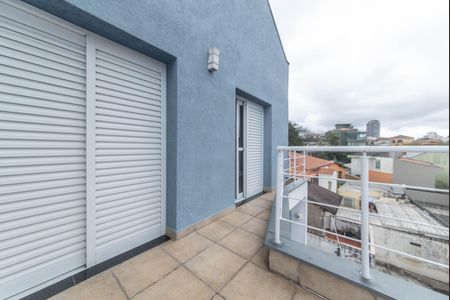 Casa à venda com 350m², 3 quartos e 4 vagasVaranda da Suíte 1 e 2