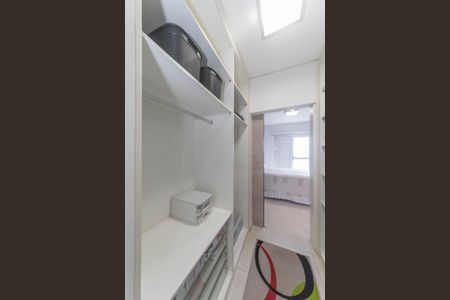 Casa à venda com 350m², 3 quartos e 4 vagasCloset da Suíte 1