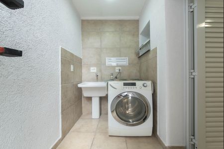 Casa à venda com 350m², 3 quartos e 4 vagasÁrea de Serviço