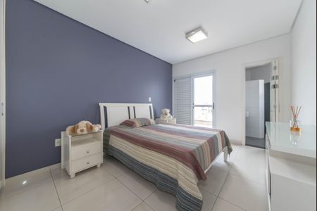 Casa à venda com 350m², 3 quartos e 4 vagasSuíte 2