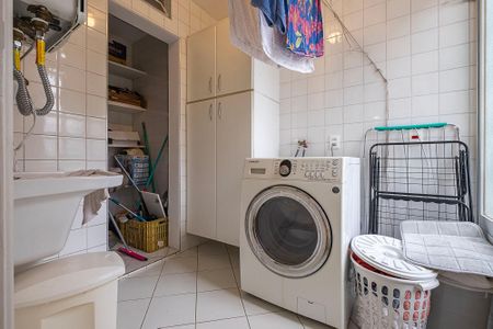 Apartamento à venda com 155m², 3 quartos e 1 vagaÁrea de Serviço