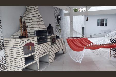 Casa à venda com 197m², 3 quartos e 7 vagas