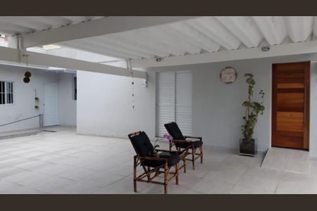 Casa à venda com 197m², 3 quartos e 7 vagas