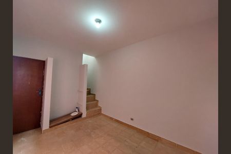 Casa à venda com 225m², 4 quartos e 2 vagas Casa à venda com 225m², 4 quartos e 2 vagasEdícula