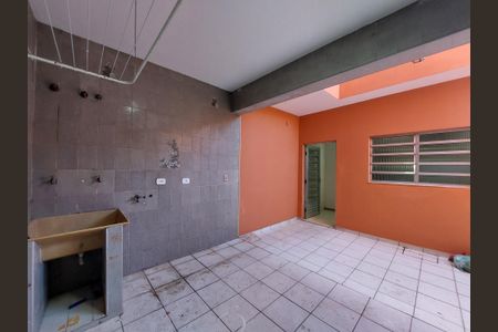 Casa à venda com 225m², 4 quartos e 2 vagas Casa à venda com 225m², 4 quartos e 2 vagasÁrea de Serviço