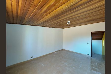 Casa à venda com 225m², 4 quartos e 2 vagas Casa à venda com 225m², 4 quartos e 2 vagasQuarto 4