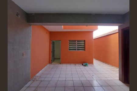 Casa à venda com 225m², 4 quartos e 2 vagas Casa à venda com 225m², 4 quartos e 2 vagasÁrea de Serviço
