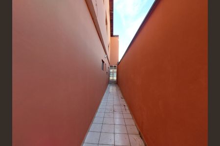 Casa à venda com 225m², 4 quartos e 2 vagas Casa à venda com 225m², 4 quartos e 2 vagasÁrea comum