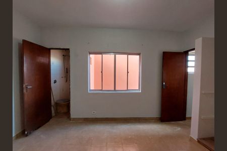 Casa à venda com 225m², 4 quartos e 2 vagas Casa à venda com 225m², 4 quartos e 2 vagasEdícula