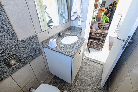 Apartamento à venda com 350m², 5 quartos e 2 vagas Apartamento à venda com 350m², 5 quartos e 2 vagasBanheiro 4