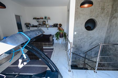 Apartamento à venda com 350m², 5 quartos e 2 vagas Apartamento à venda com 350m², 5 quartos e 2 vagasPiso 2 -Área Gourmet