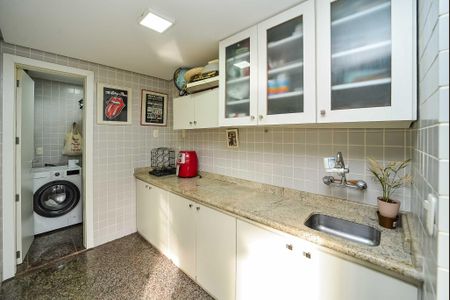 Apartamento à venda com 78m², 2 quartos e 1 vagaÁrea de Serviço