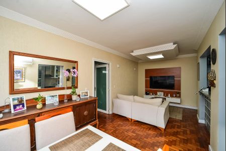 Apartamento à venda com 78m², 2 quartos e 1 vagaSala