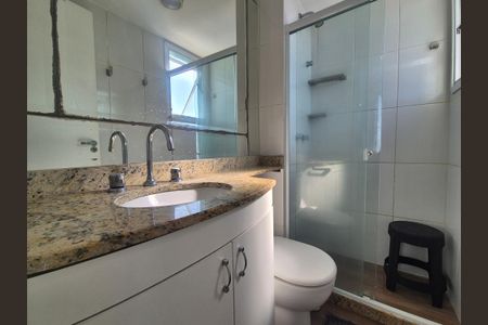 Apartamento à venda com 95m², 3 quartos e 2 vagas Apartamento à venda com 95m², 3 quartos e 2 vagasBanheiro da Suíte