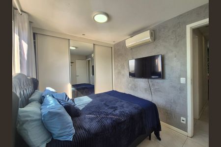 Apartamento à venda com 95m², 3 quartos e 2 vagas Apartamento à venda com 95m², 3 quartos e 2 vagasSuite