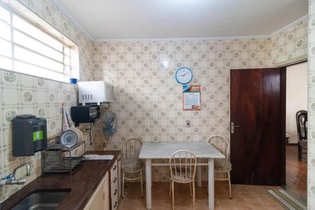 Casa à venda com 237m², 3 quartos e 4 vagasCozinha