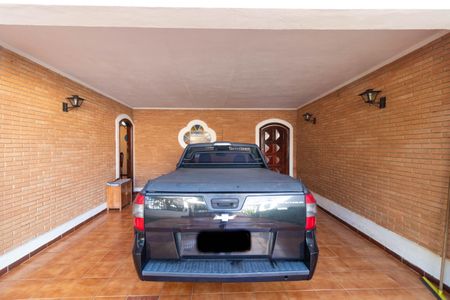 Casa à venda com 237m², 3 quartos e 4 vagasGaragem