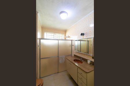 Casa à venda com 237m², 3 quartos e 4 vagasBanheiro