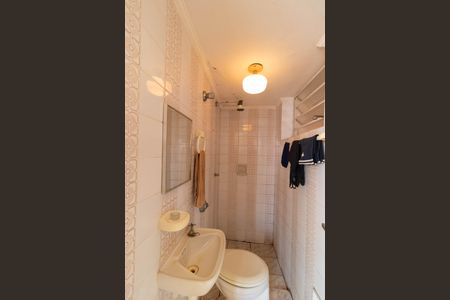 Casa à venda com 237m², 3 quartos e 4 vagasBanheiro de Serviço