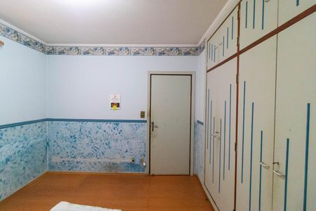 Casa à venda com 237m², 3 quartos e 4 vagasQuarto 2