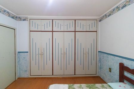 Casa à venda com 237m², 3 quartos e 4 vagasQuarto 2