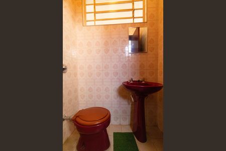 Casa à venda com 237m², 3 quartos e 4 vagasLavabo